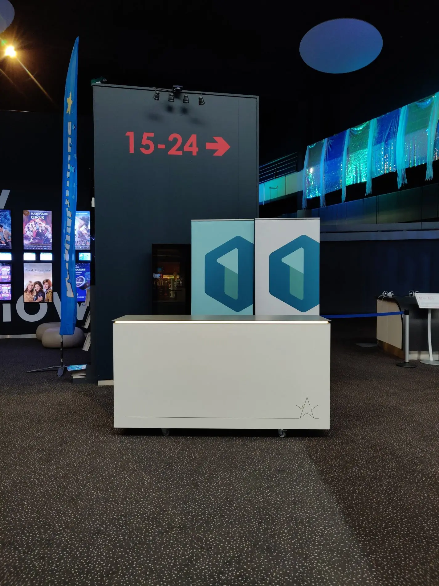 Bijzet balie checkout bioscoop Pillen Group Kinepolis