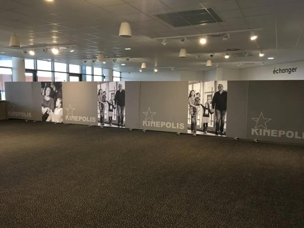 mobiele wanden zwenkwieltjes PR-Runner Kinepolis Mobiele Wanden Zwenkwieltjes PR Runner Kinepolis