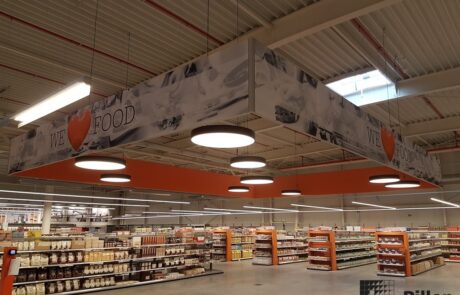 Lichtgewicht plug & play plafondelementen voor supermarkt