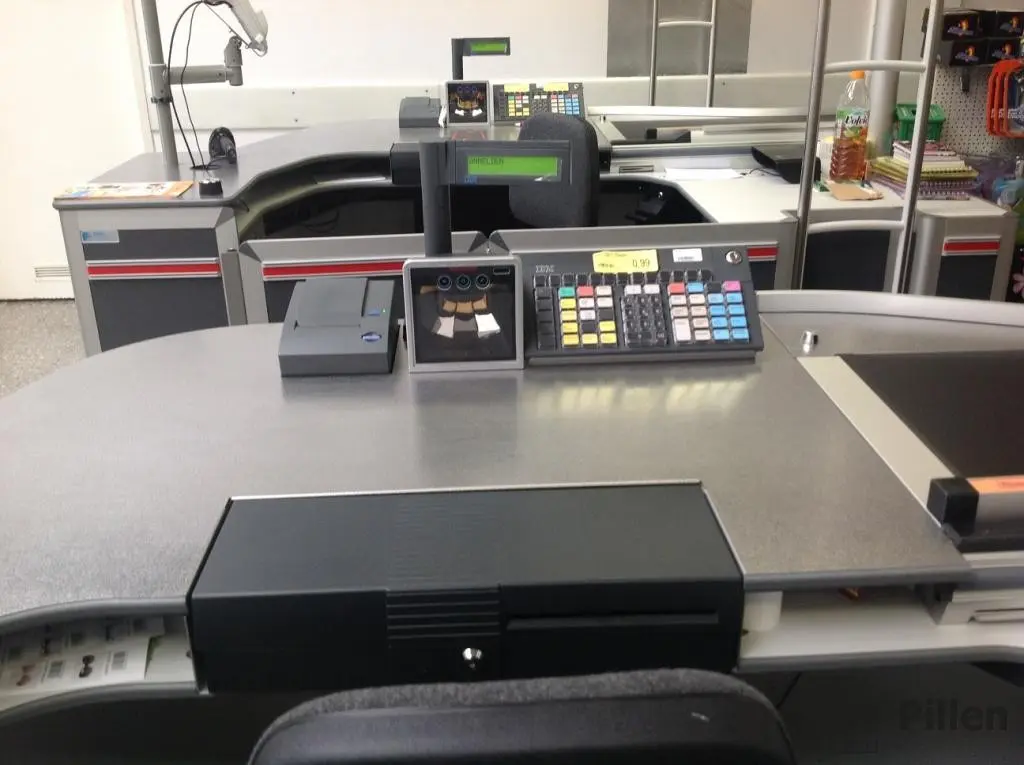 Pillen Checkouts PTK02 7 Enkel kassameubel systeem