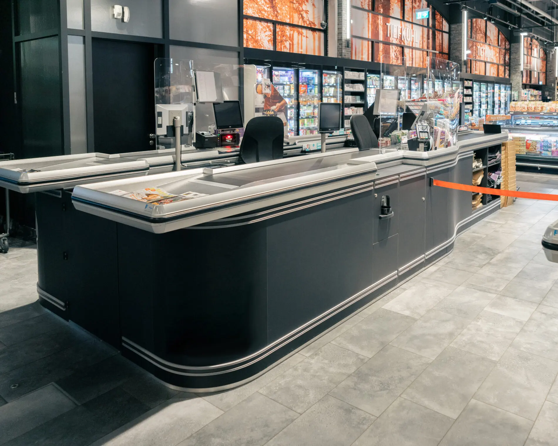 Dubbel Kassameubel Pillen Checkout Systems Retail 2