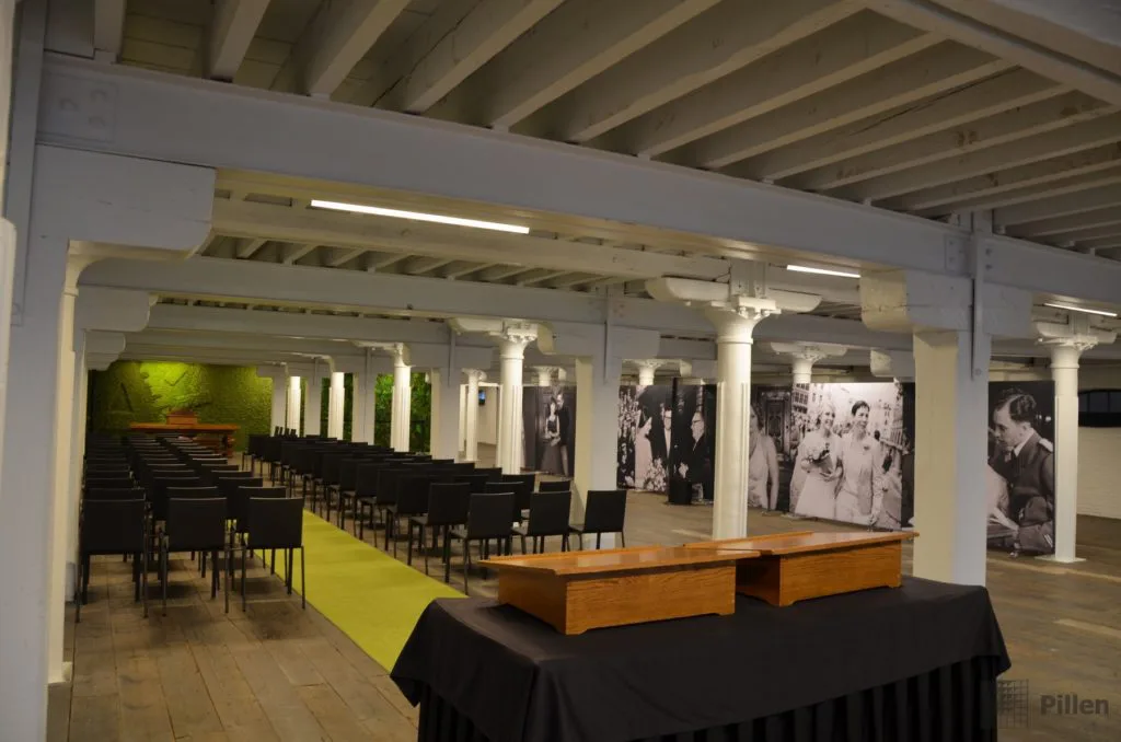 Mobiele-scheidingwanden-conferentiezaal-1024×678.jpg Mobiele Scheidingwanden Conferentiezaal