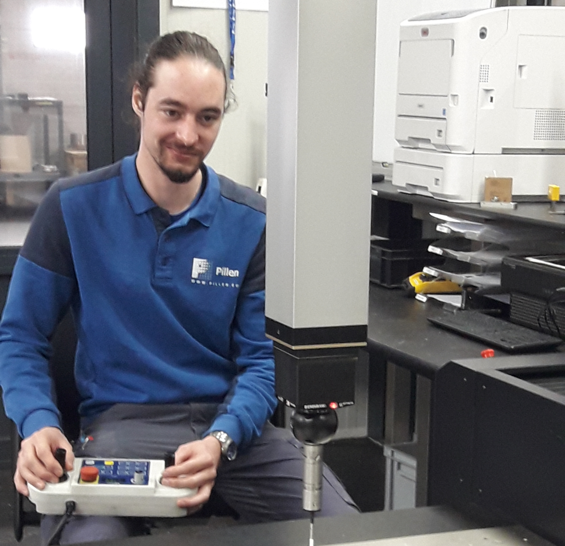 Kwaliteitsdienst-Meetkamer-Sean-Regling-Pillen-Group