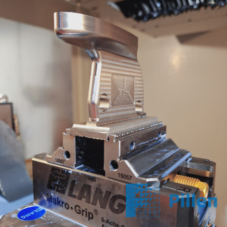 Productie Verspaning Scharnier Hinge Solar Boat Twente Pillen Precision Productie Verspaning Scharnier Hinge Solar Boat Twente Pillen Precision