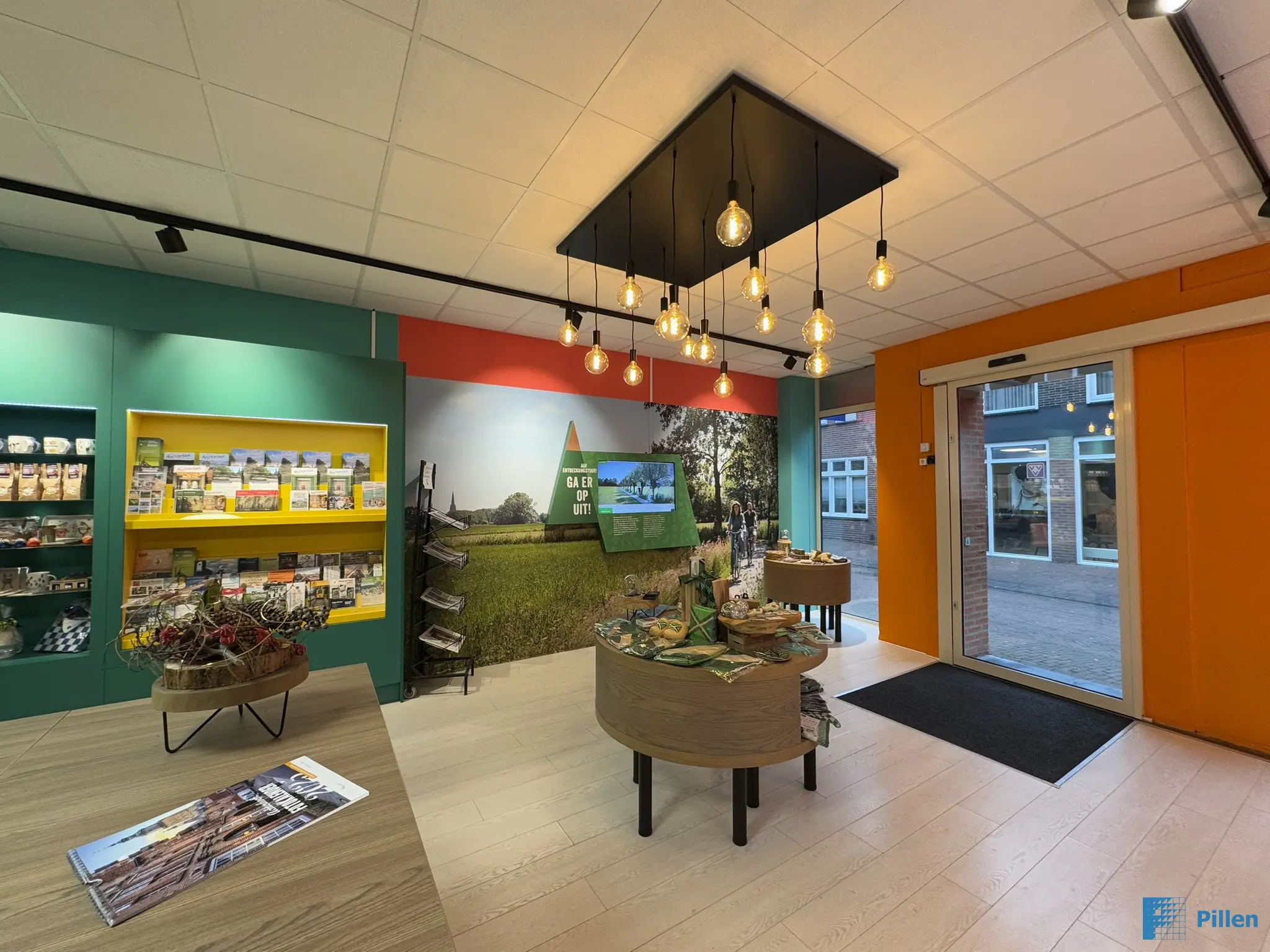 Interieur VVV Kantoor Lichtenvoorde Pillen Checkout Sytems Interieur VVV Kantoor Lichtenvoorde Pillen Checkout Sytems